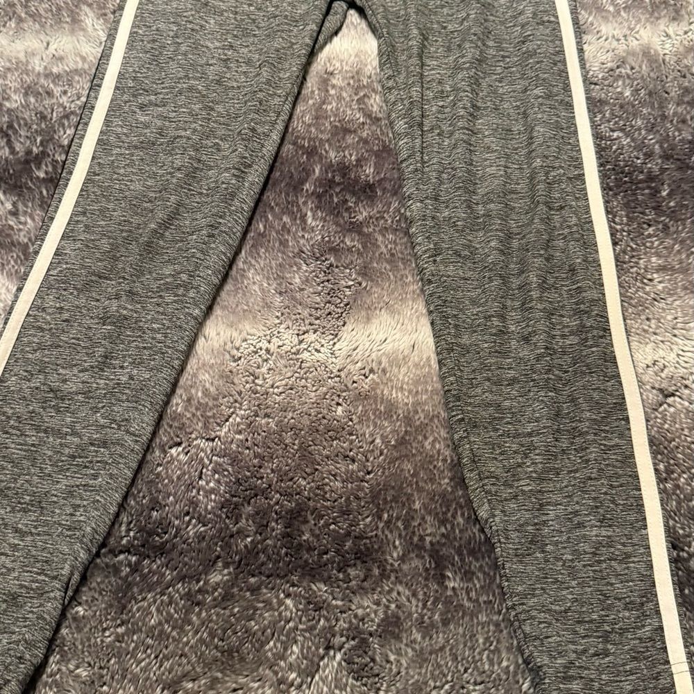 No Boundaries Heather Gray Leggings